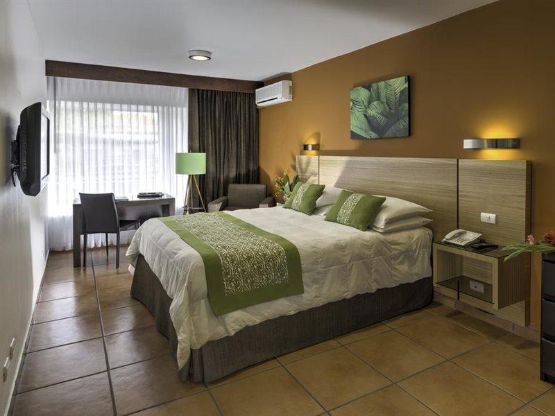 Hotel Residence Inn Suites Cristina San José Buitenkant foto