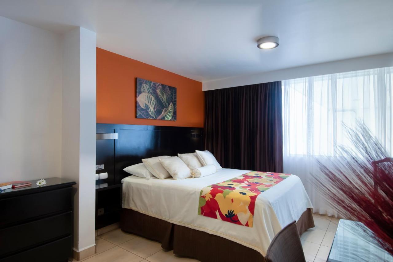 Hotel Residence Inn Suites Cristina San José Buitenkant foto