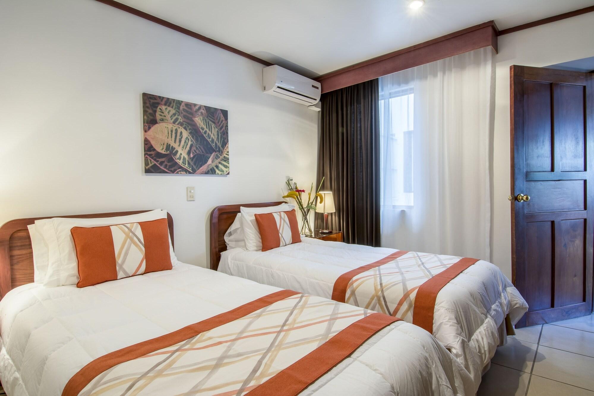 Hotel Residence Inn Suites Cristina San José Buitenkant foto